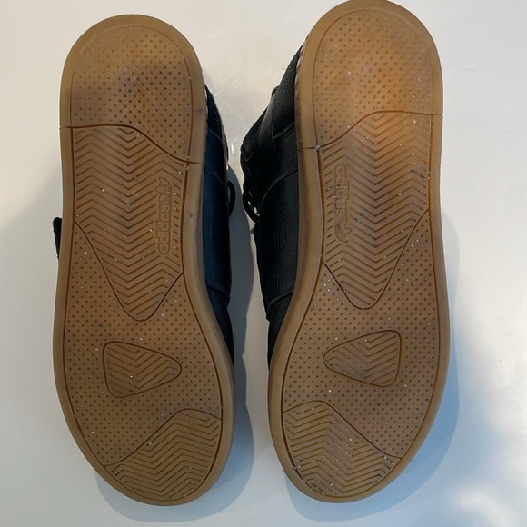 10 Adidas Men’s High Top strap Black Leather + Suede - Picture 7 of 10